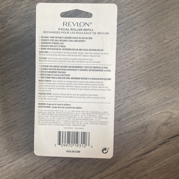 Revlon Rose Quartz Skin Reviving Roller with Refills - Picture 4 of 5